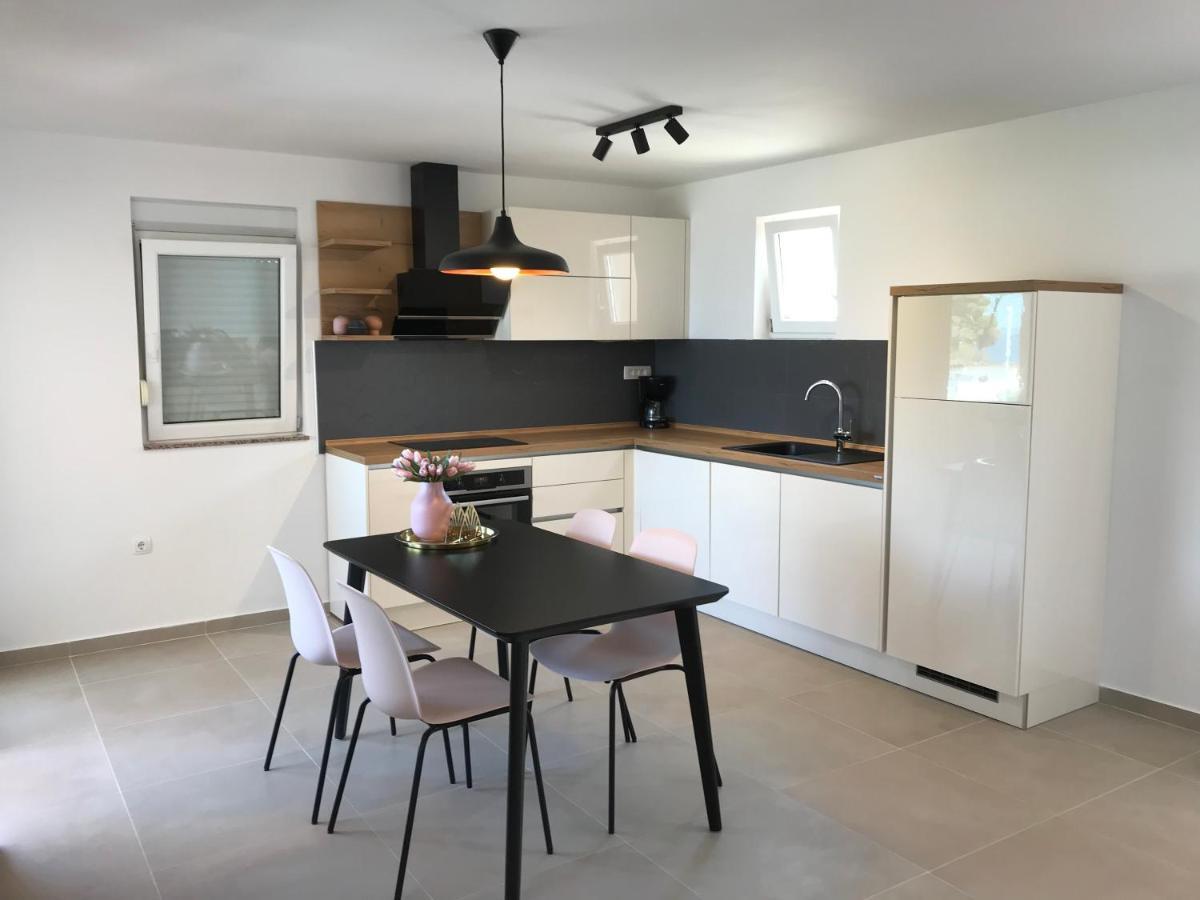 Apartment Nino Zadar Eksteriør bilde